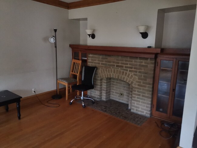 Foto del edificio - 8312 Gridley Ave