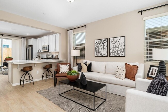 Building Photo - Newly Built 3-bed 2.5-bath Wilson Home in Riverstone