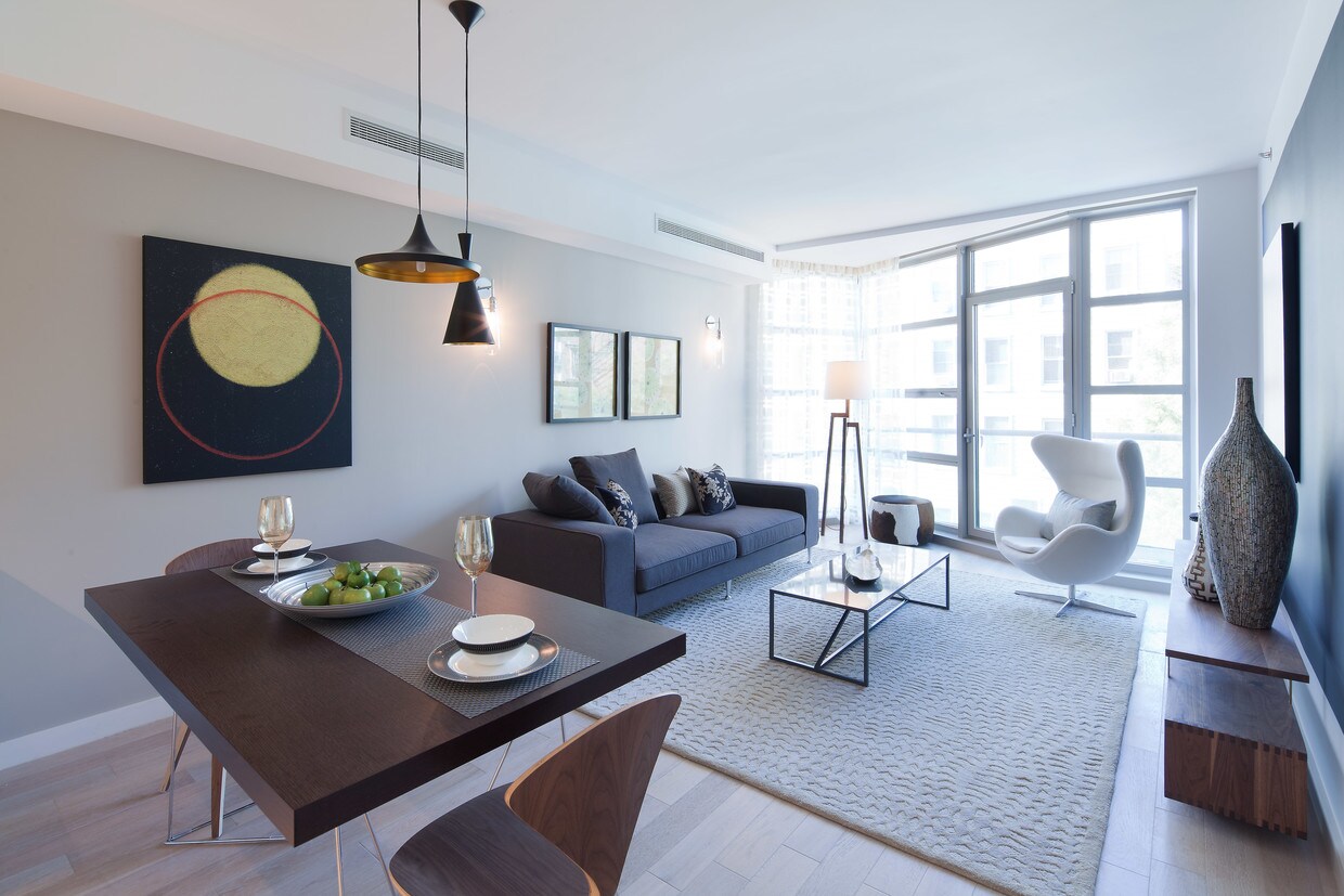 Foto principal - 110 Kent Ave