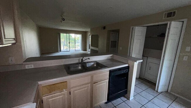 Foto del edificio - 13953 Fairway Island Dr