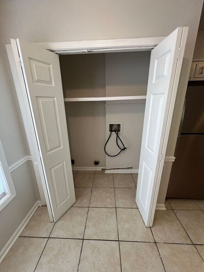 Foto del edificio - NOW READY! Cozy townhome 2 bedroom 2.5 bathroom duplex in Lawrenceville!