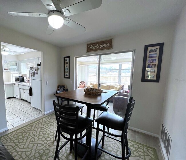 Foto del edificio - 1595 Idle Dr NE