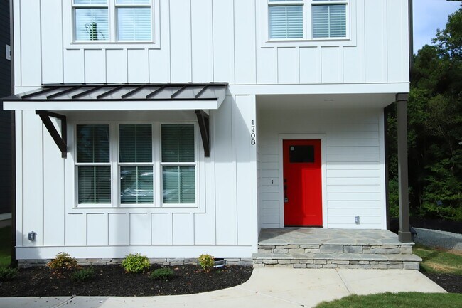 Building Photo - 1708 Gunter St
