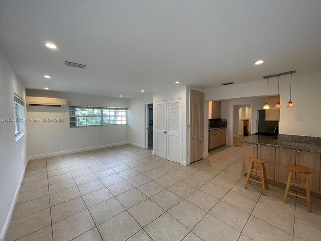 Foto del edificio - 2280 SW 20th St