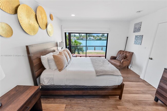 Foto del edificio - 7536 W Treasure Dr