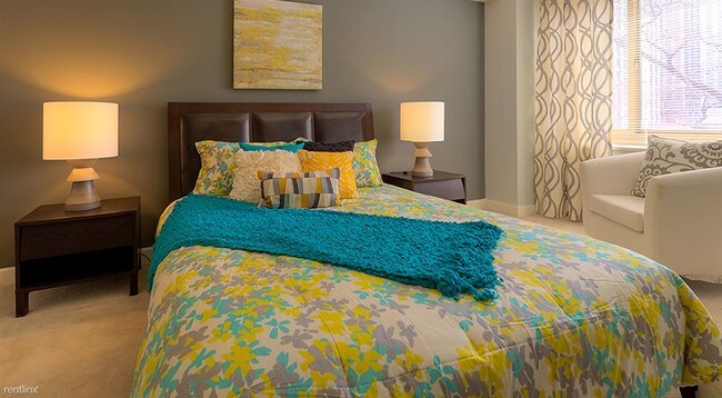 Foto del edificio - 1200 N Lake Shore Dr