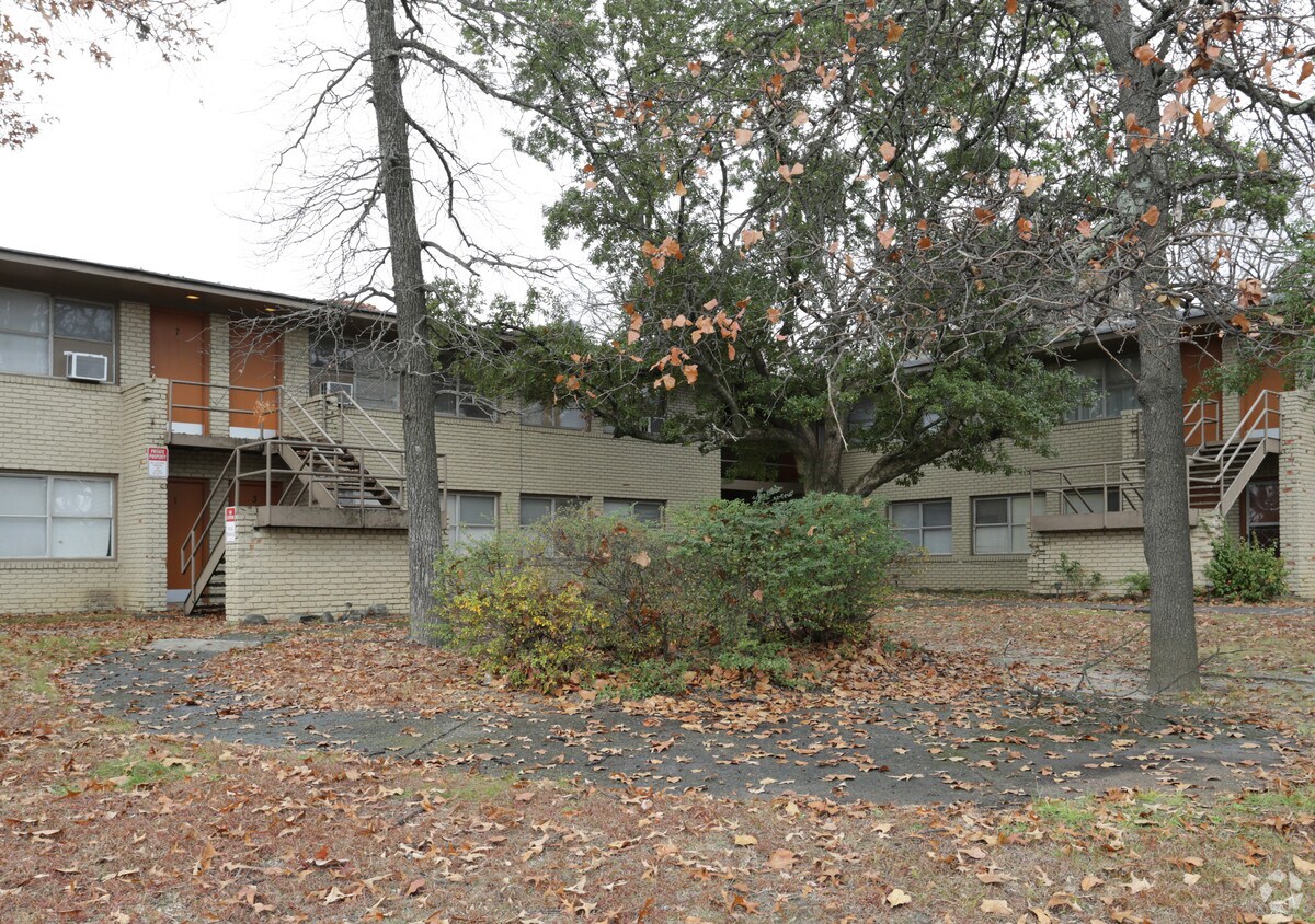 Foto principal - 877 Virginia Ave