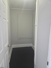 Building Photo - 54 Arsdale Terrace