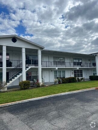 Building Photo - 3751 S Hopkins Ave