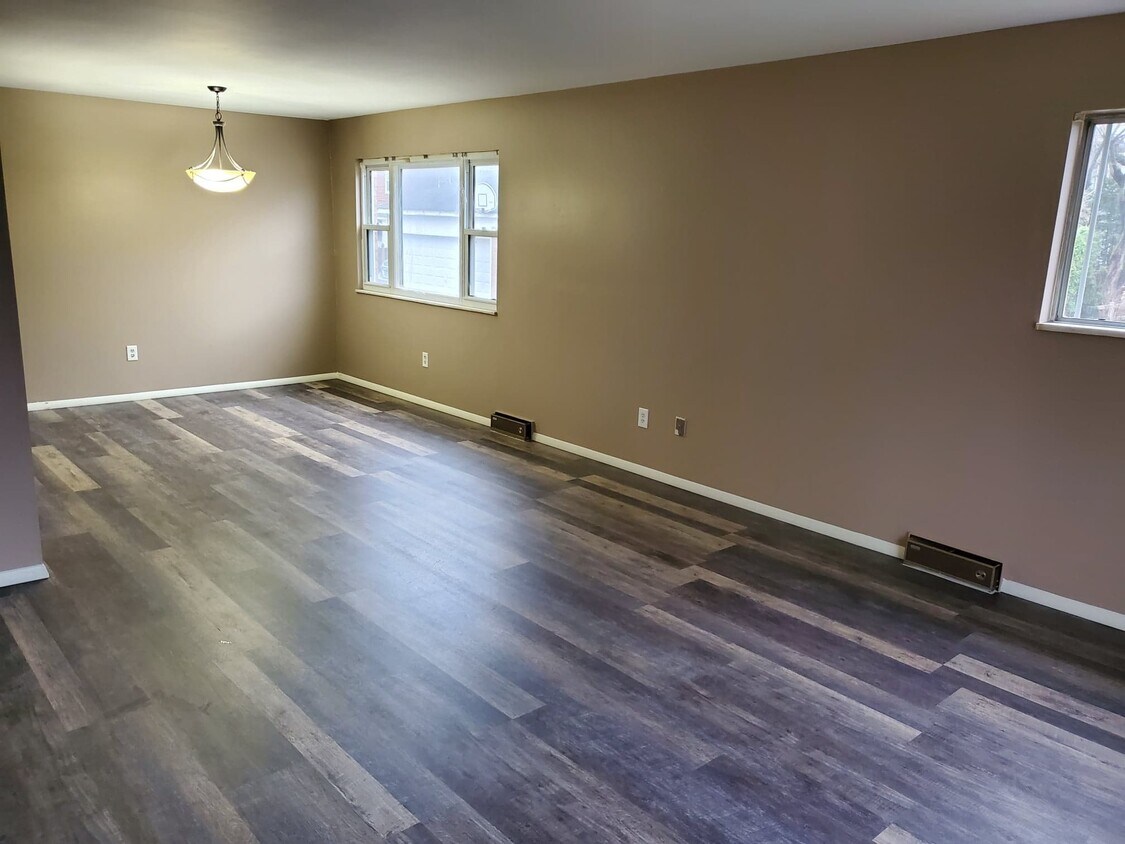 Foto principal - 613 N 25th St