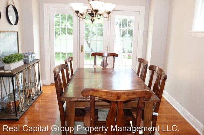 Foto del edificio - 3 br, 1.5 bath House - 23 Home Ave.