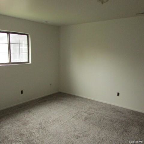 Foto del edificio - 22753 Grove St
