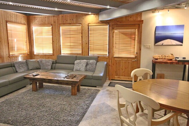 Foto del edificio - Unique A-Frame Home