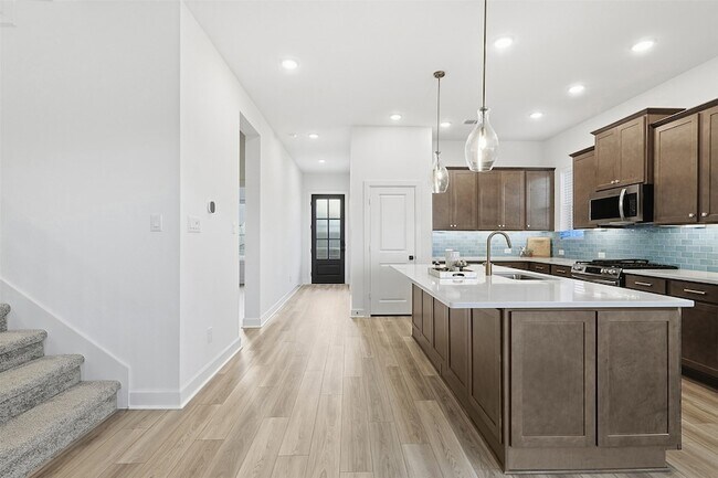 Foto del edificio - 5511 Orangery Ln