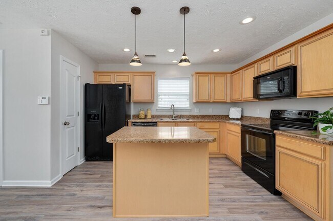Building Photo - Coming Soon, Beautiful Murfreesboro home in Blackman School District!