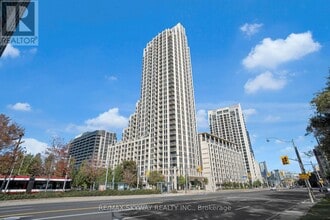 Building Photo - 628 Fleet St