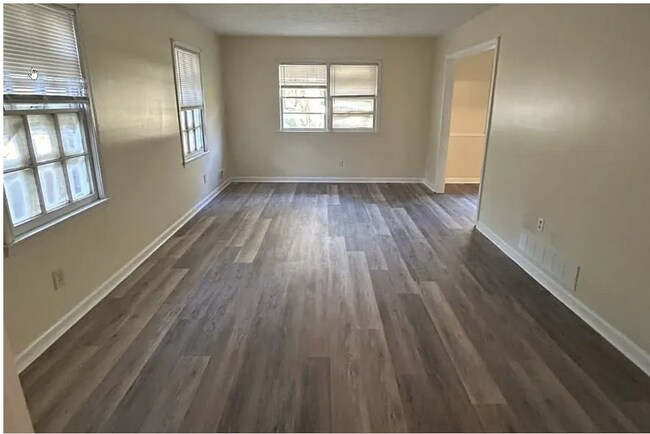 Foto del edificio - 293 Shelton Woods Ct