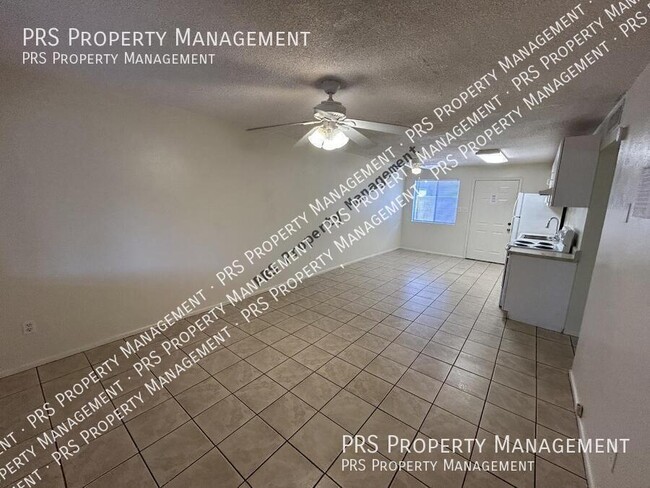 Building Photo - 1857 E University Dr