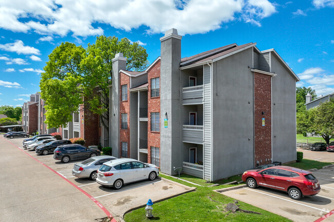 Foto del edificio - Foxborough Apartments