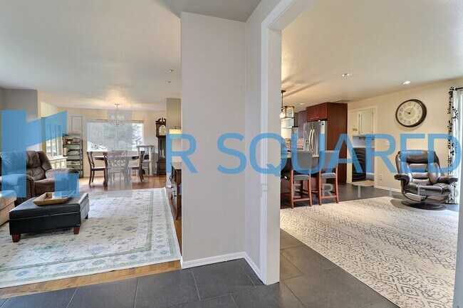 Foto del edificio - 11325 21st Pl NE