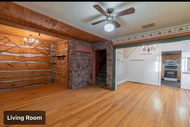 Foto del edificio - 11 N Main St