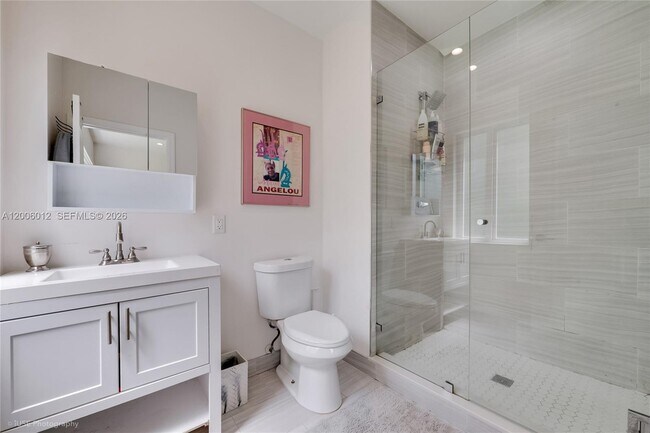 Building Photo - Minorca Avenue, Coral Gables, FL 33134 - 2 BR 2 BA single-family home
