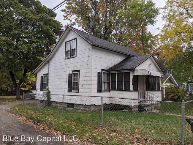 Foto del edificio - 2 br, 1 bath House - 1140 Holt St