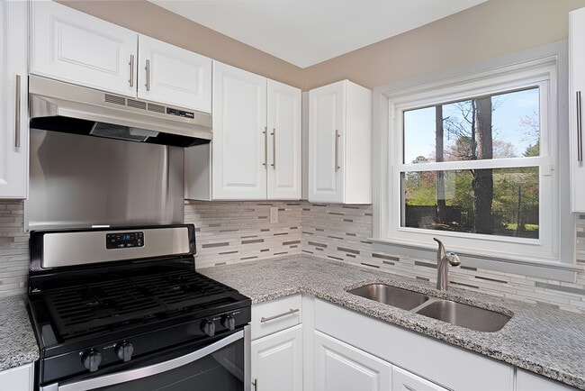 Photo - 1613 W Austin Rd Apartment