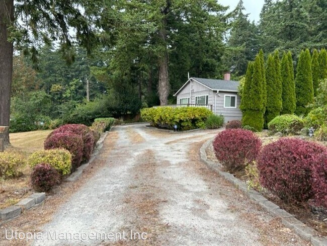 Foto del edificio - 2 br, 1 bath House - 830 Madrona Beach Road