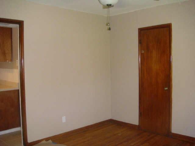 Building Photo - 513 E 20th St