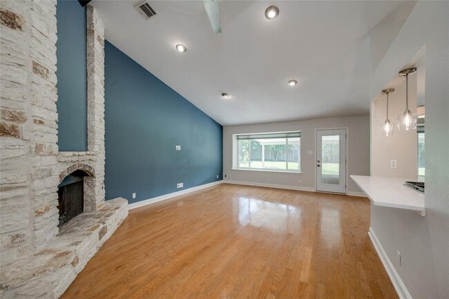 Building Photo - 6506 Harrogate Dr