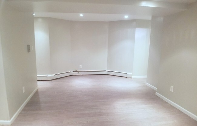 Building Photo - 307 W 143rd St