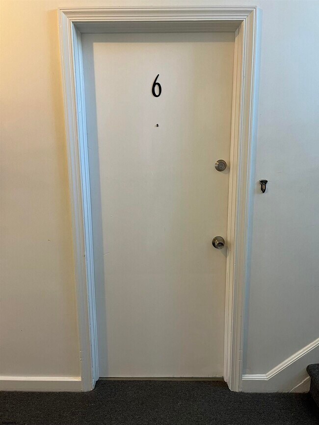 Foto del edificio - 16 N Sacramento Ave