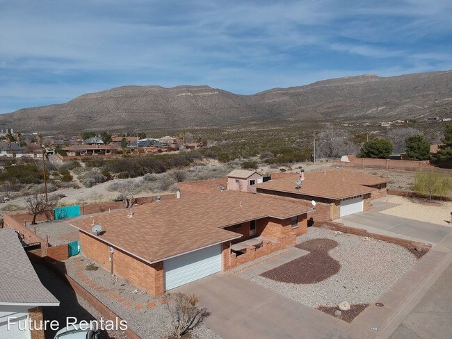 Building Photo - 3 br, 2 bath House - 3209 Thunder Rd.