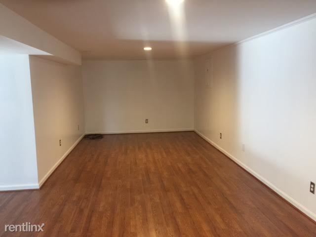 Foto del edificio - 2305 Cabin Hill Rd