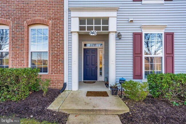 Building Photo - 940 Orchard Ridge Dr