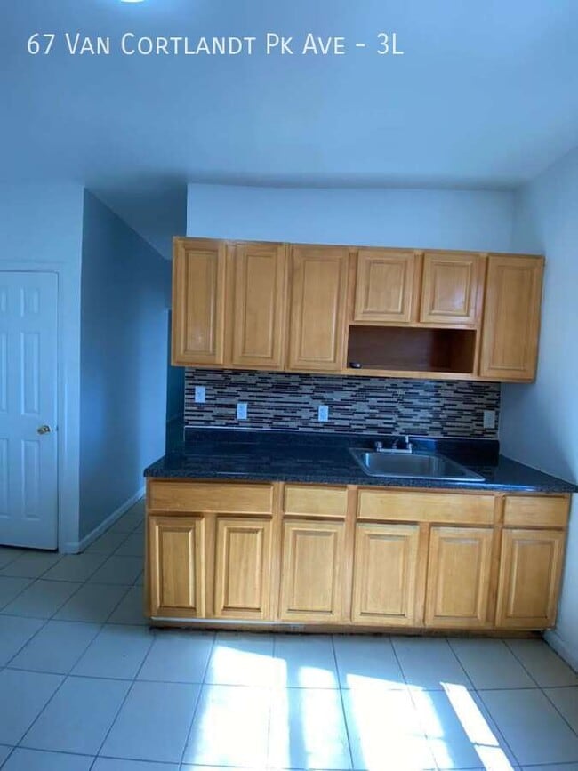 Photo - 67 Van Cortlandt Park Ave Apartment