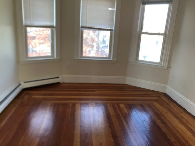 Foto del edificio - 78 Oak St