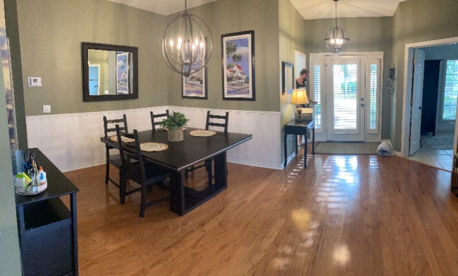 Photo - 1159 Millbrook Cir House