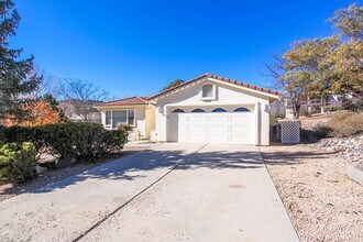 Building Photo - 1840 Oriental Ave