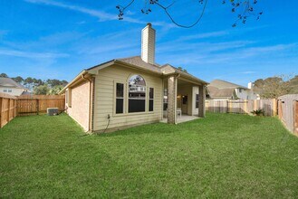 Building Photo - 8719 Sailing Dr