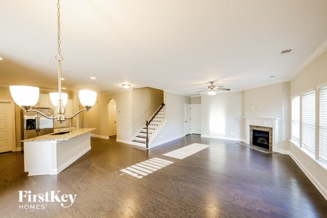 Building Photo - 1205 Hunters Gate Dr