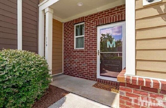 Foto del edificio - 114 Ransomwood Dr