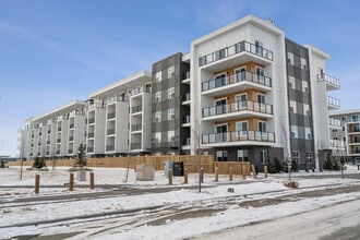 Building Photo - 63 Sherwood Ln NW