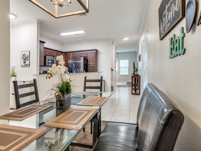 Foto del edificio - 1547 Cozy Dr