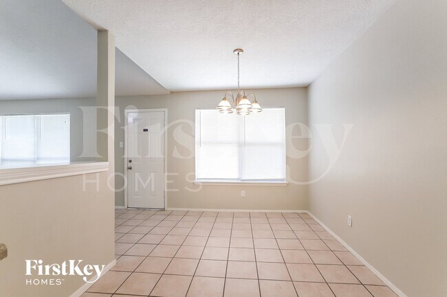 Foto del edificio - 13331 Whitchurch Way