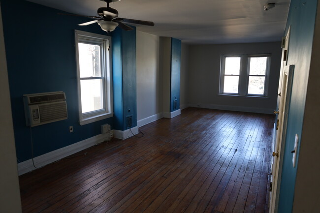 Building Photo - 8114 Germantown Ave