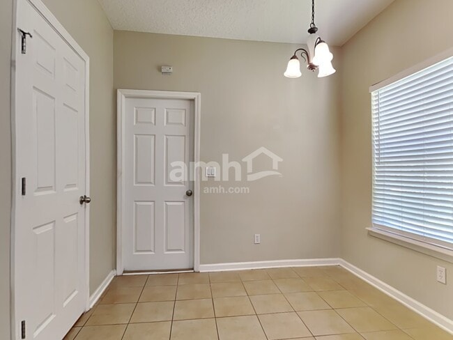 Foto del edificio - 96615 Commodore Point Dr