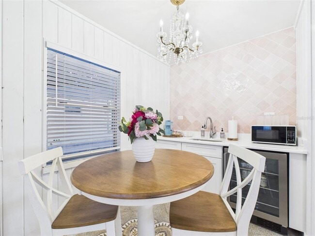 Building Photo - 222 7th St NW