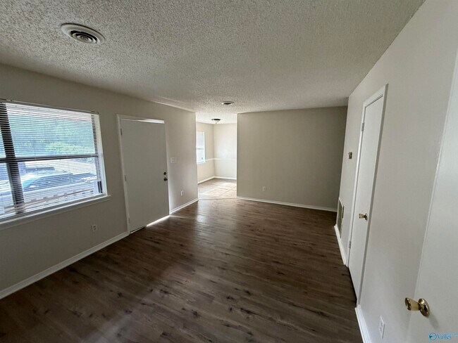 Foto del edificio - 12326 Chicamauga Trail SE